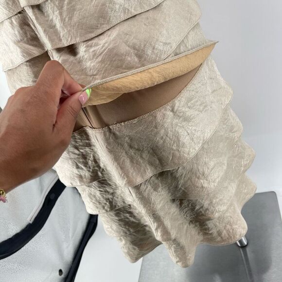 Adrianna Papell 6P Petite Champagne Metallic Tiered V-Neck Dress, New With Tag - Picture 15 of 17